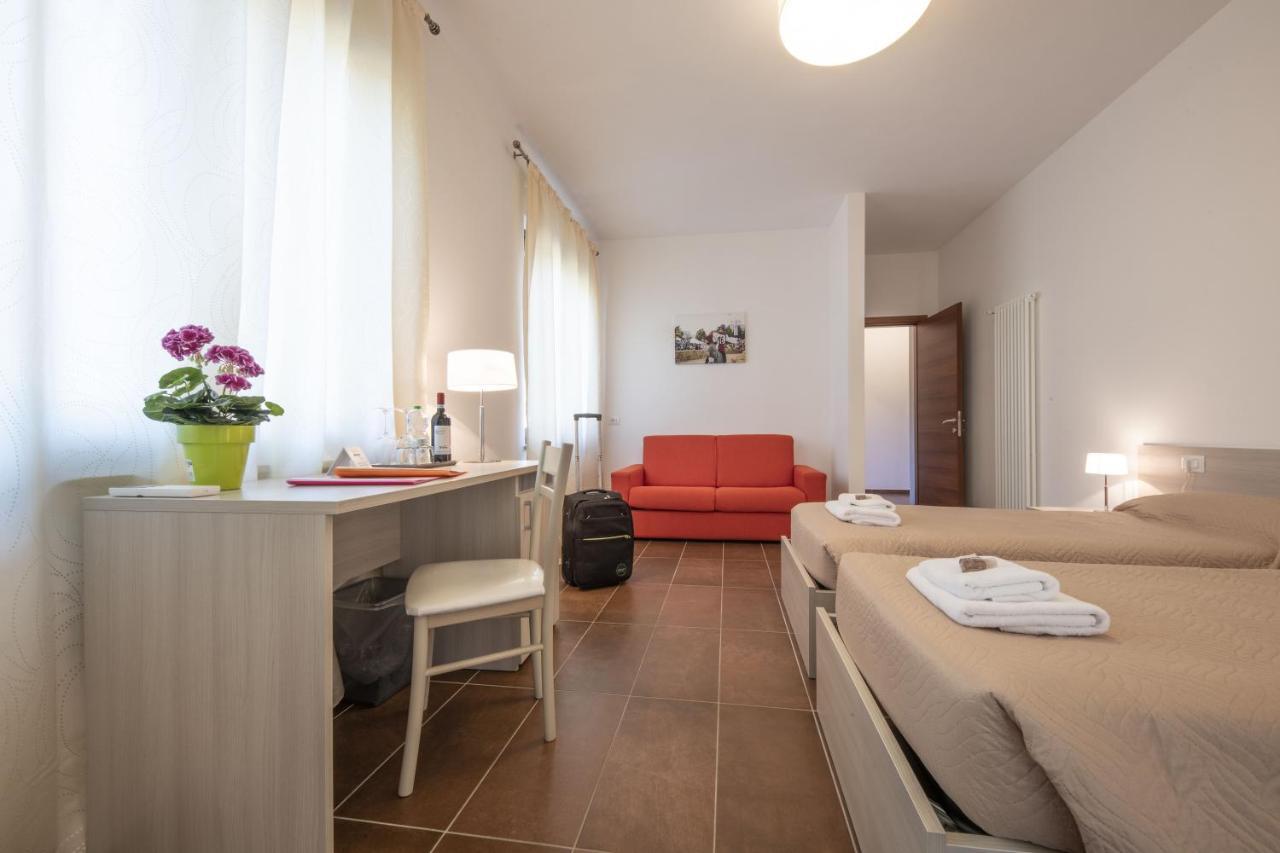 Agriturismo La Bioca Castiglione Falletto Exteriér fotografie